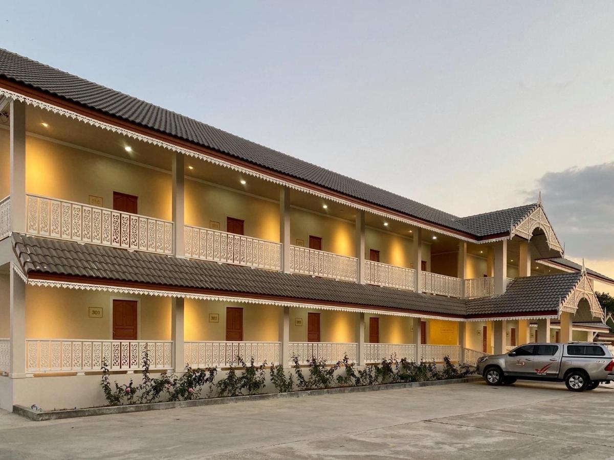 Funwan Hotel Li Ngoại thất bức ảnh